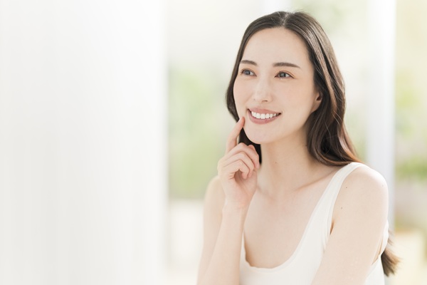 What You Need To Know About At Home Teeth Whitening From A Dentist